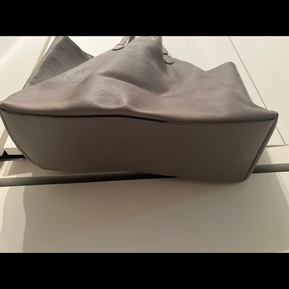 Mark cross bag grey. - Picture 2 of 8